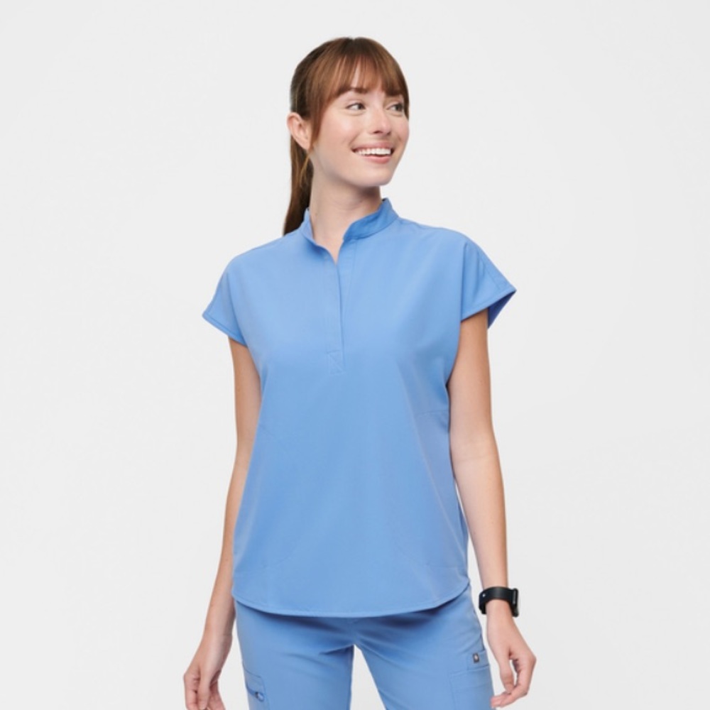 Figs Rafaela Oversized Ceil Blue Scrub Top - Size Medium